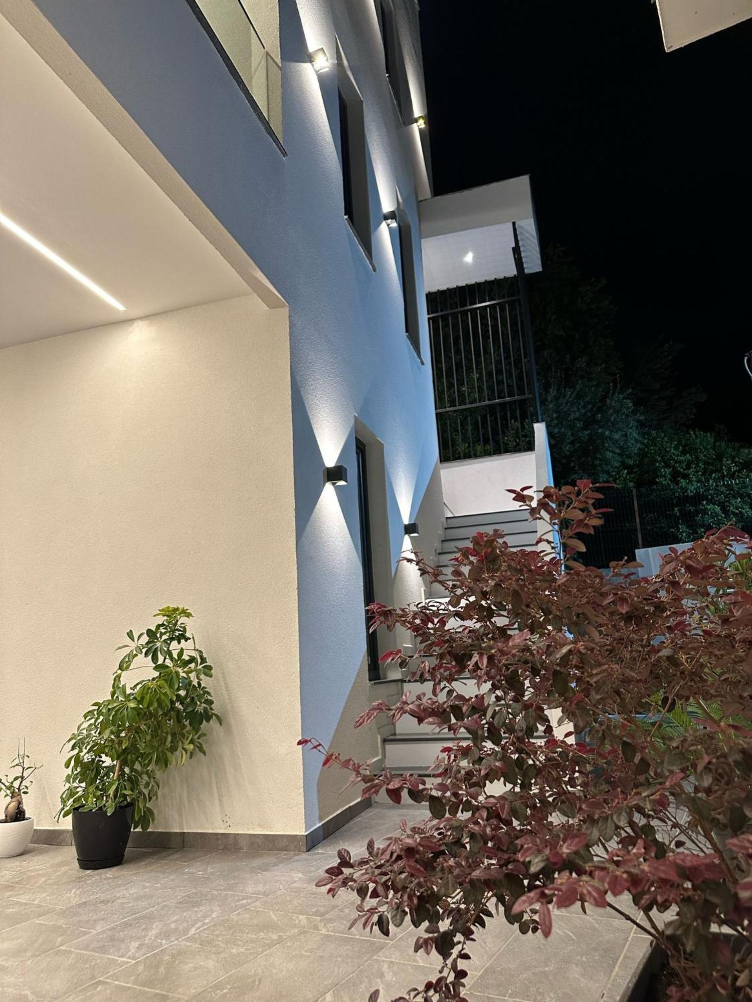 Calma Boutique Hotel Vlorë Exteriör bild